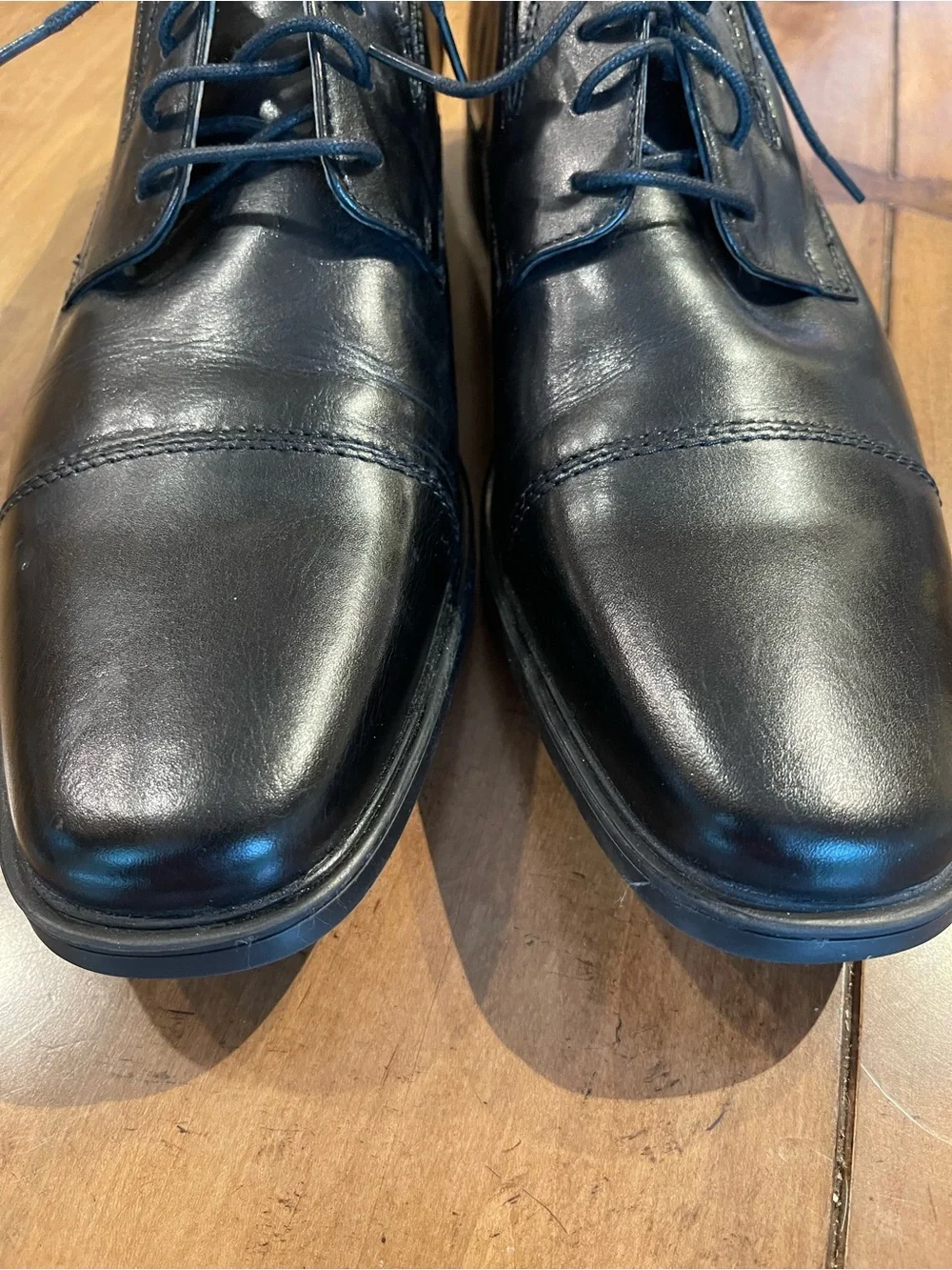 Clarks Black Leather Lace-Up Cap-Toe Derby
